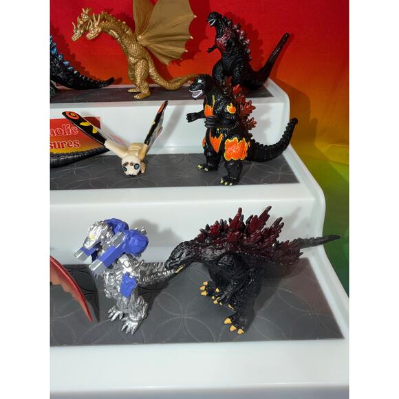 Godzilla Mini Figures - Picture 3 of 5